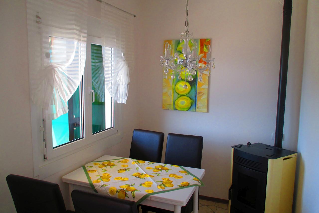 Ferienwohnung Casa Marny Luino Exterior foto